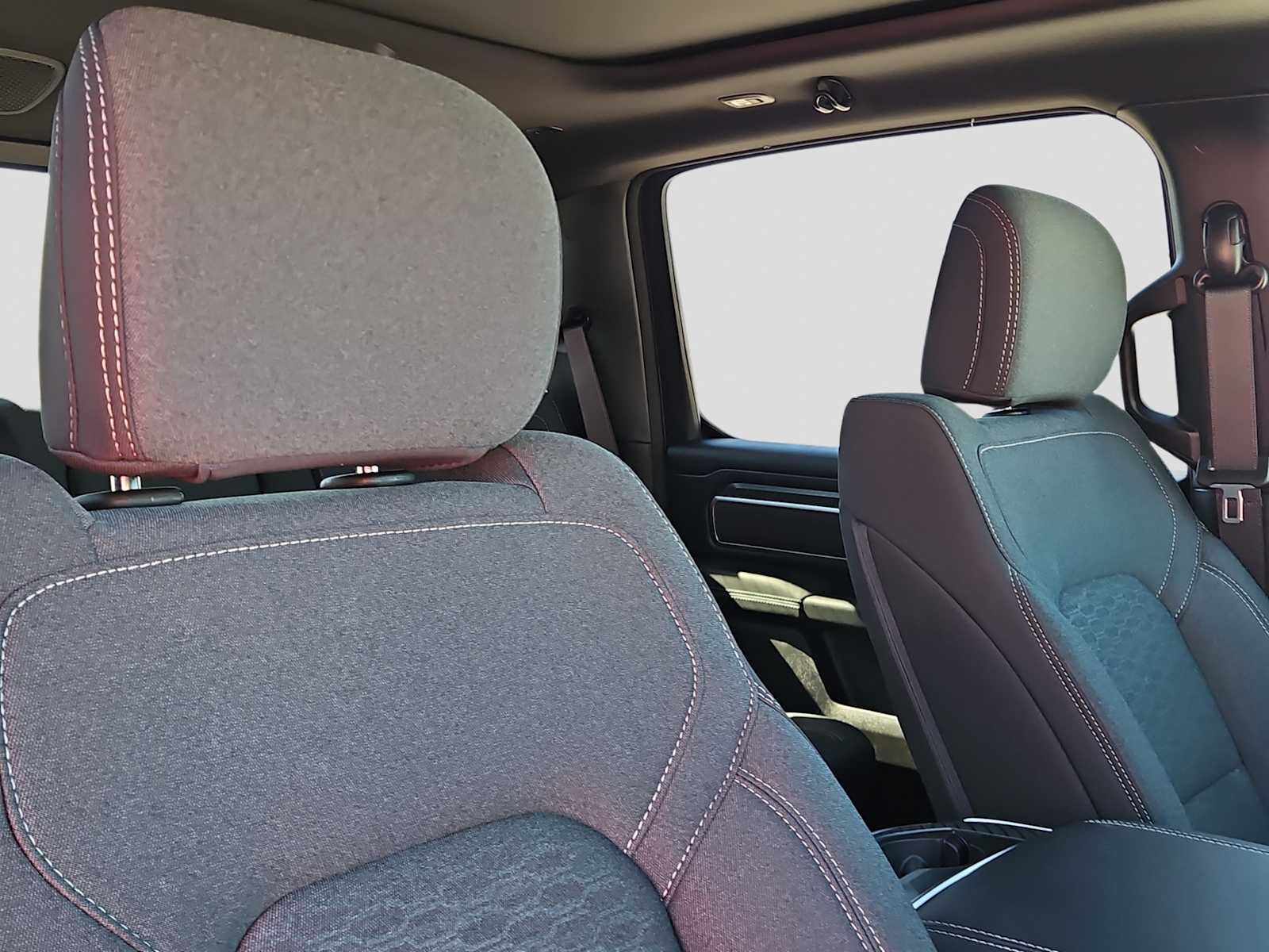 Thumbnail: 2026 RAM 1500 - 18