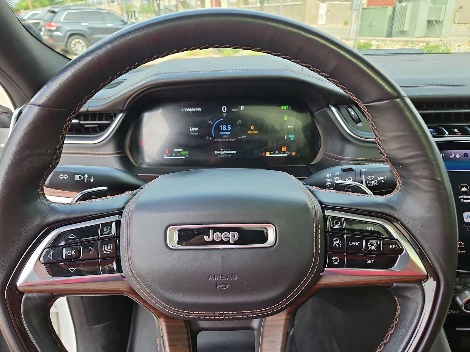 2022 Jeep Grand Cherokee Summit 4xe 23