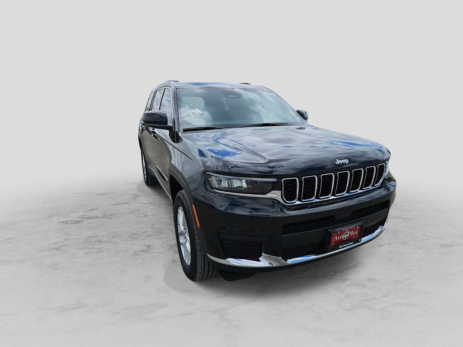 Thumbnail: 2025 Jeep Grand Cherokee L - 2