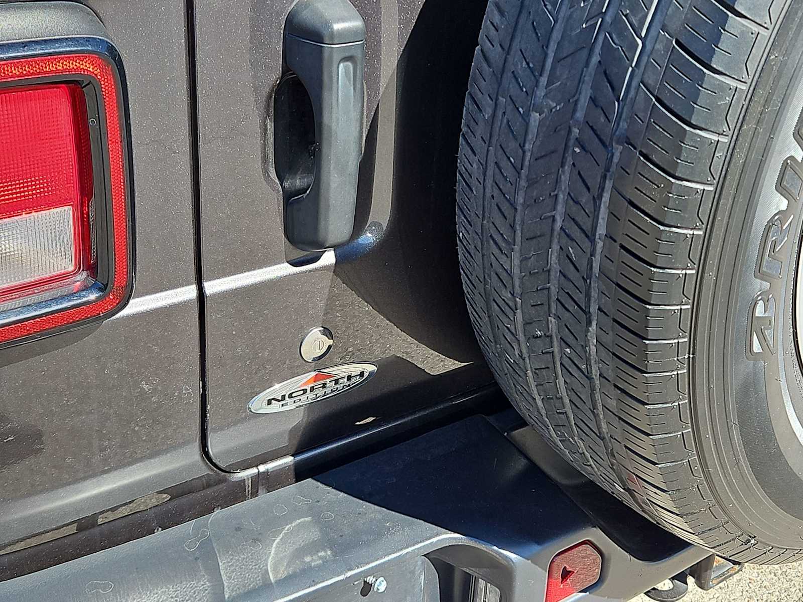 Thumbnail: 2020 Jeep Wrangler - 11