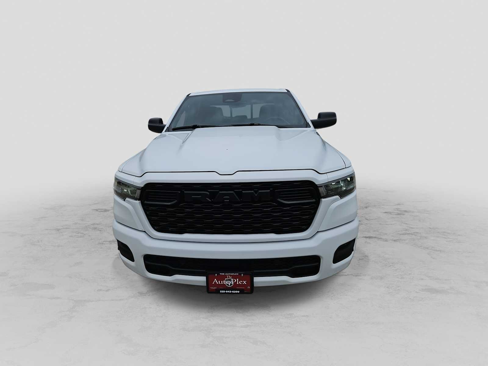 Thumbnail: 2026 RAM 1500 - 3