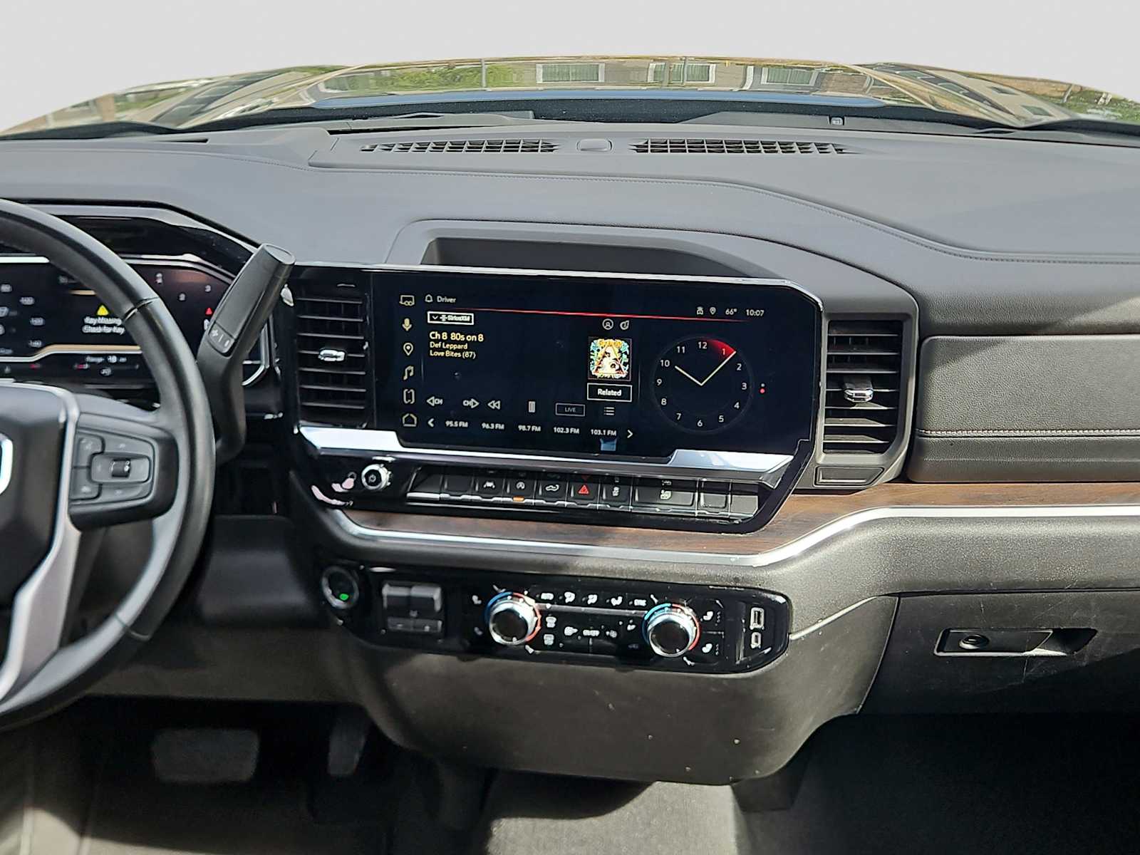 Thumbnail: 2025 GMC Sierra 1500 - 14