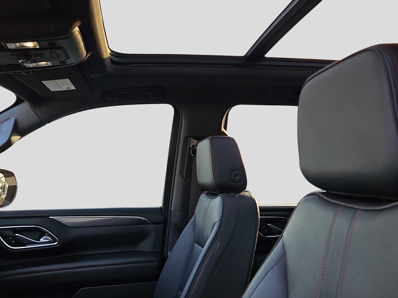 Thumbnail: 2023 Chevrolet Suburban - 18