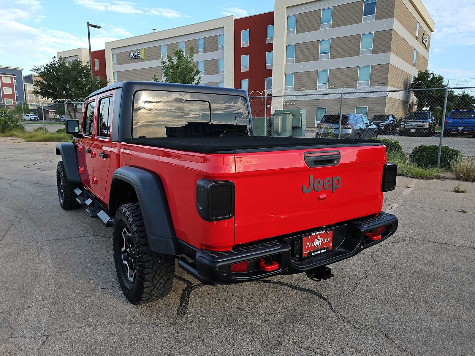 Thumbnail: 2020 Jeep Gladiator - 12