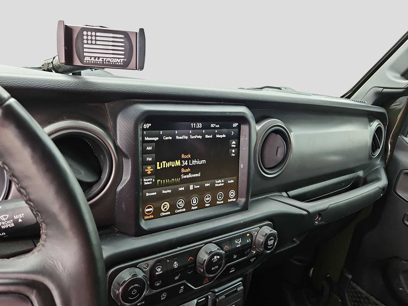 Thumbnail: 2021 Jeep Gladiator - 24
