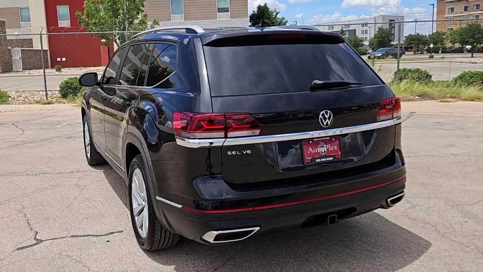 Thumbnail: 2021 Volkswagen Atlas - 7