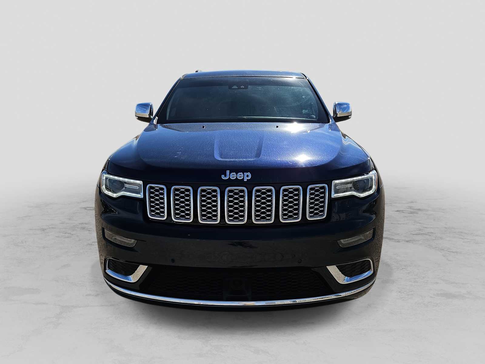 Thumbnail: 2017 Jeep Grand Cherokee - 3