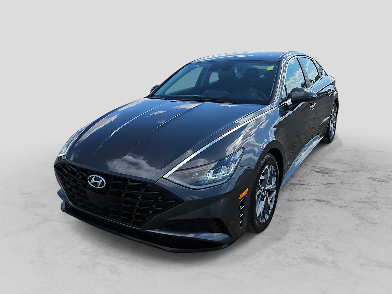 Thumbnail: 2022 Hyundai Sonata - 1