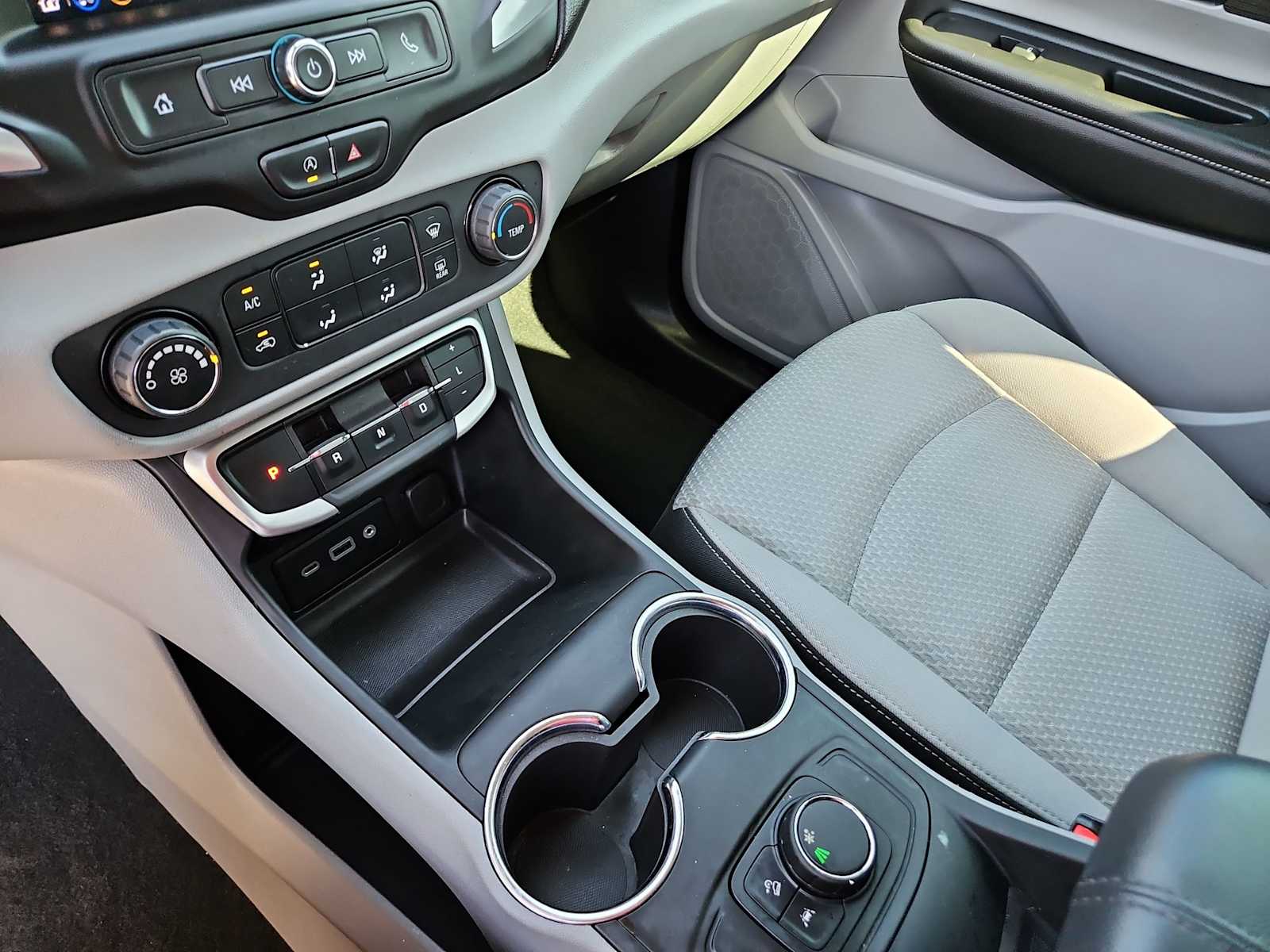 Thumbnail: 2024 GMC Terrain - 24