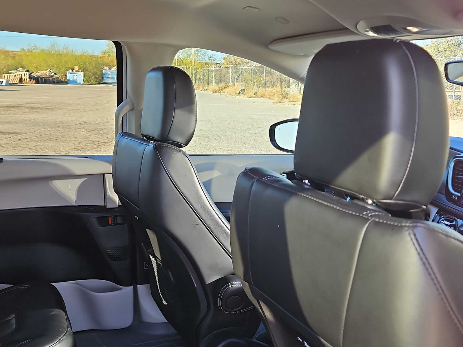 Thumbnail: 2024 Chrysler Pacifica - 16