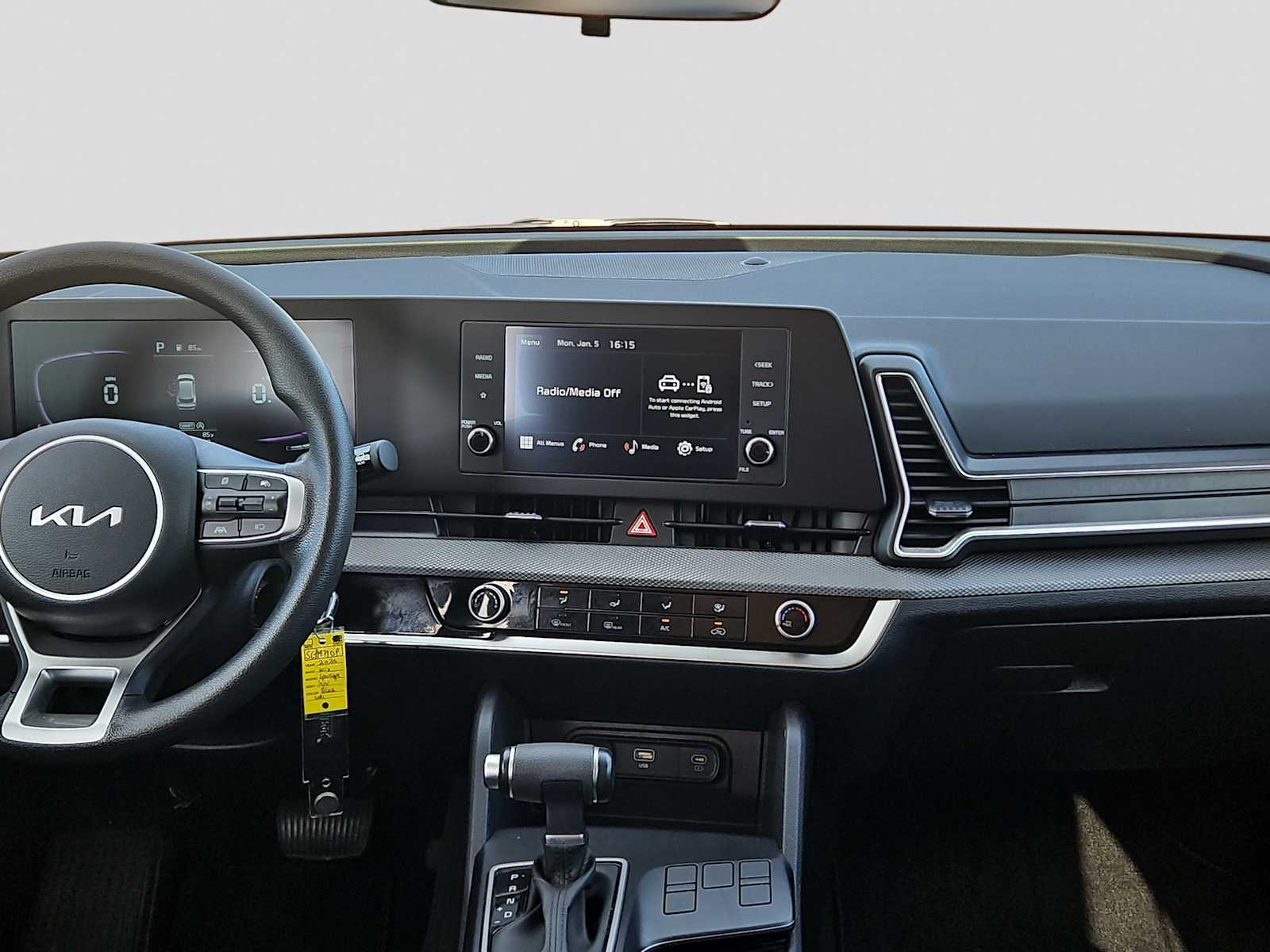 Thumbnail: 2025 Kia Sportage - 16