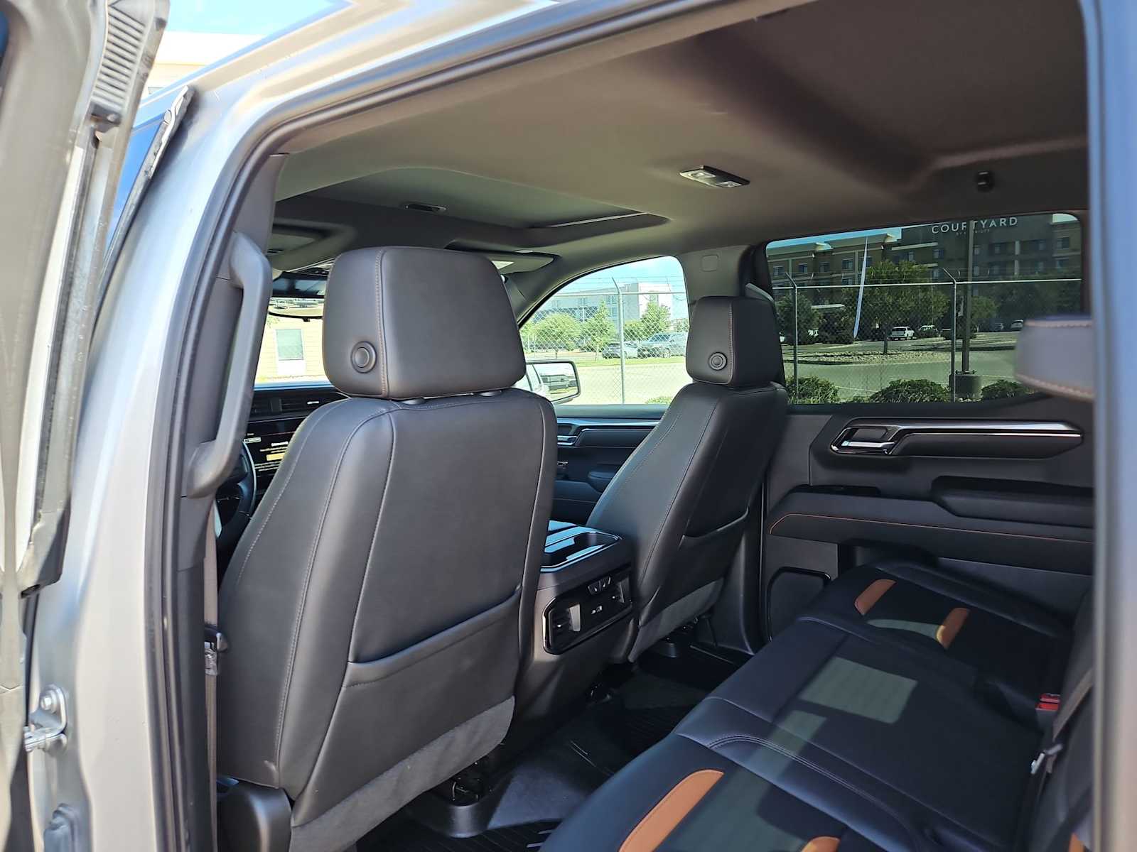 Thumbnail: 2022 GMC Sierra 1500 - 18