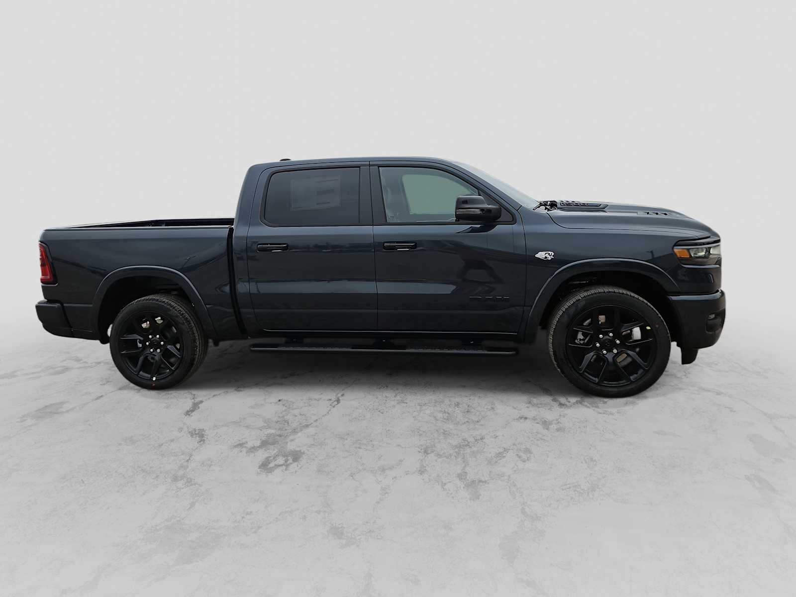 Thumbnail: 2026 RAM 1500 - 9