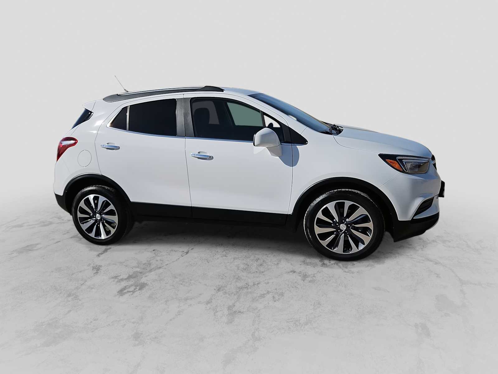 Thumbnail: 2022 Buick Encore - 9