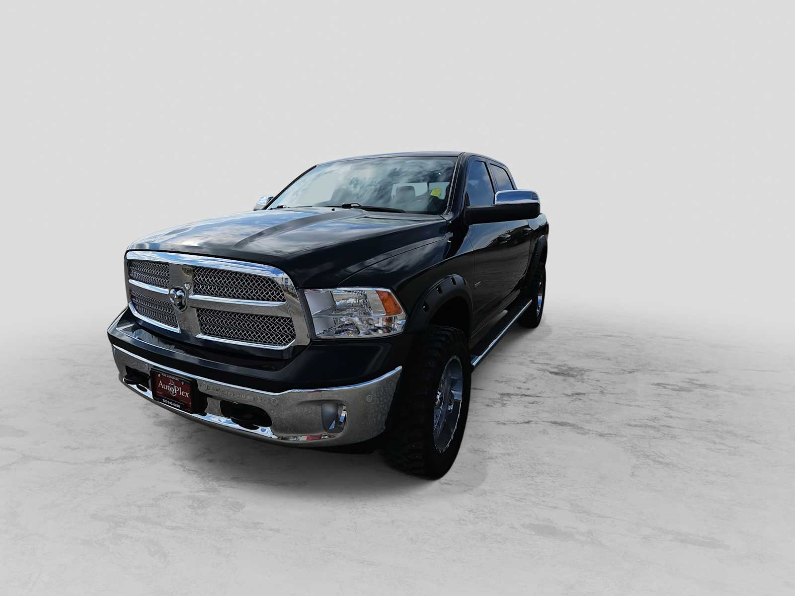 Thumbnail: 2019 RAM 1500 Classic - 4