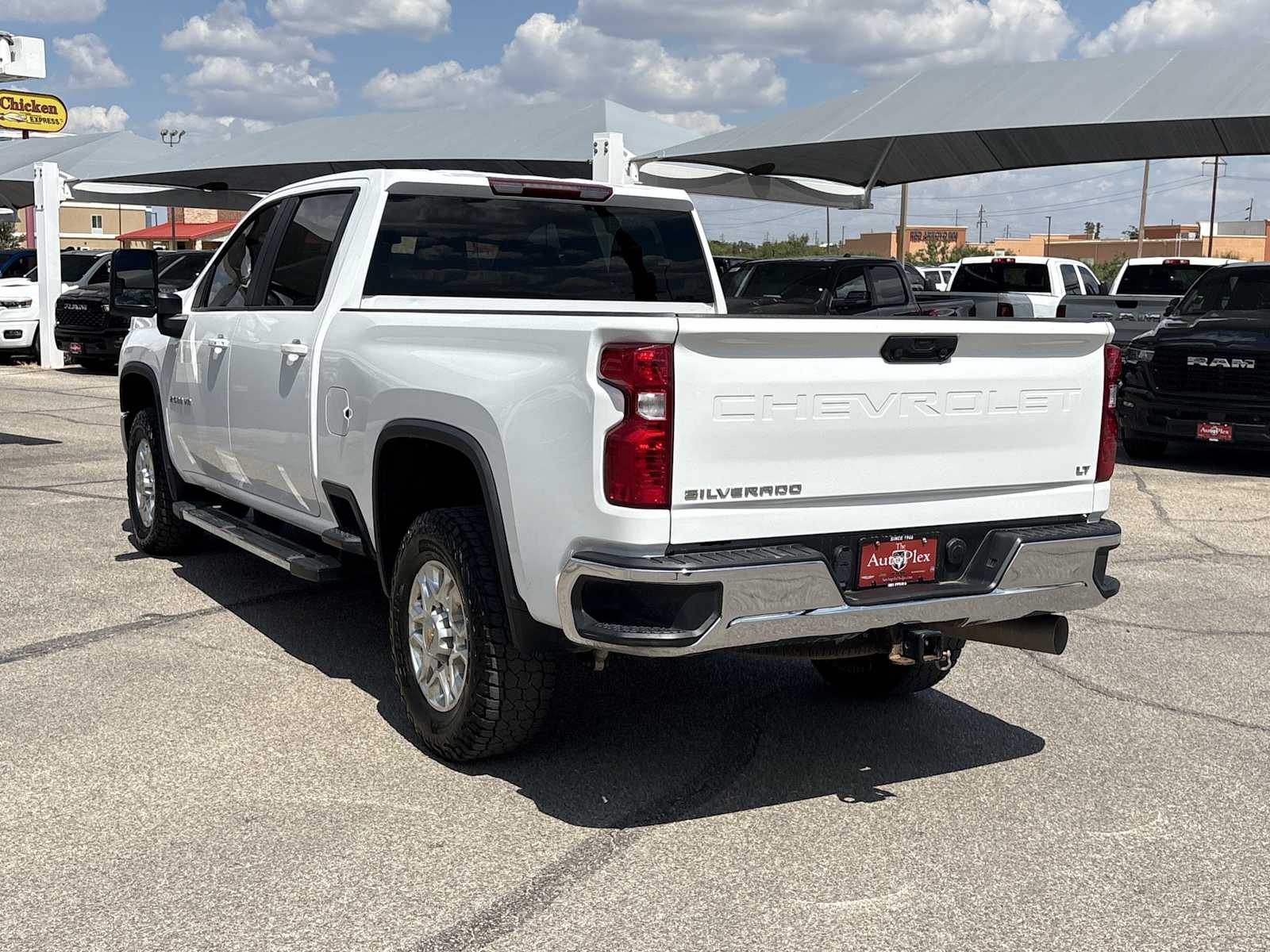 Thumbnail: 2023 Chevrolet Silverado 2500 - 6