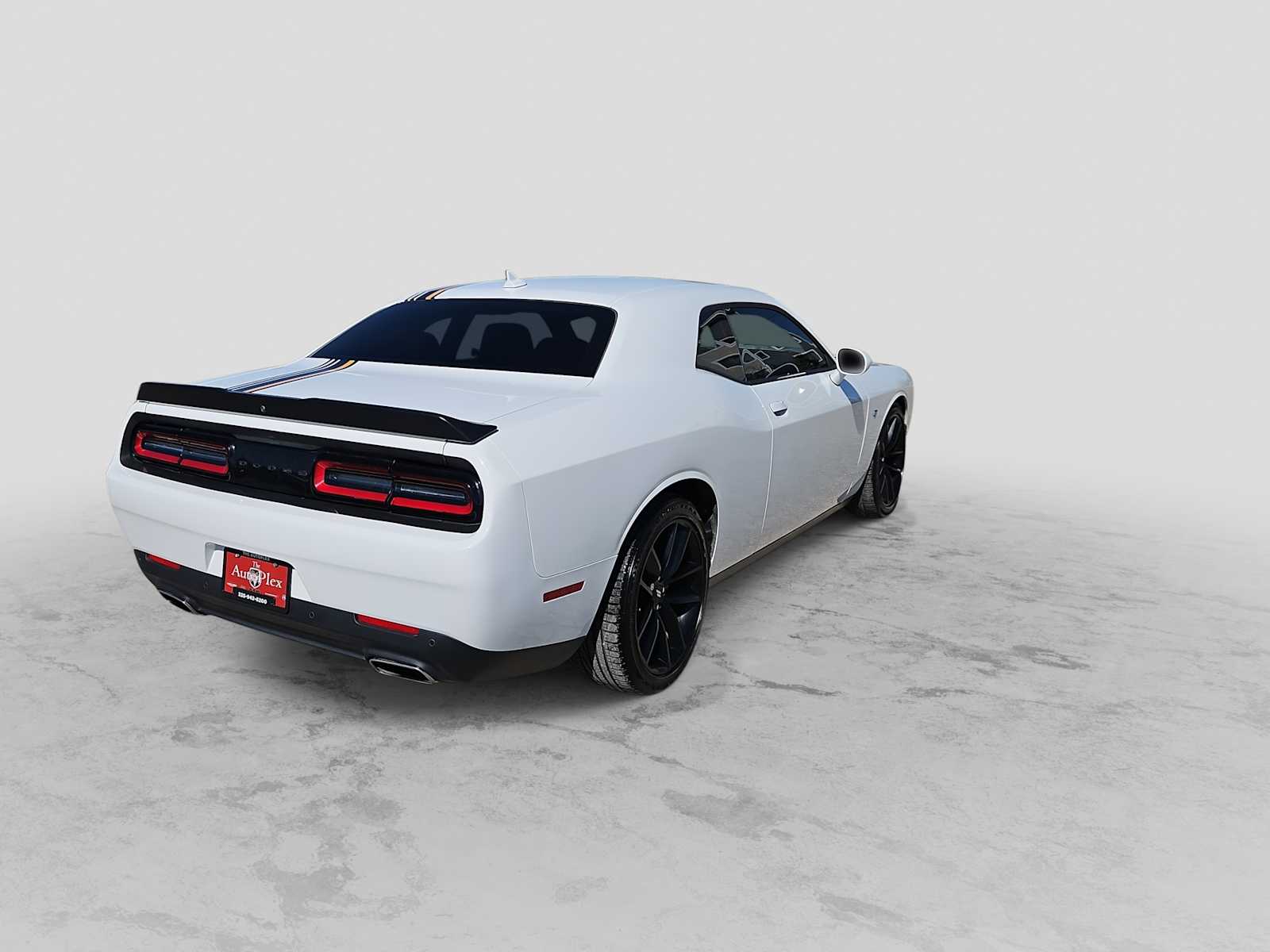Thumbnail: 2023 Dodge Challenger - 8