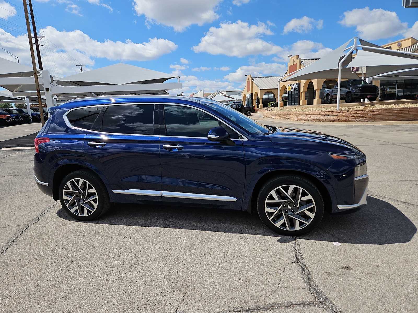 Thumbnail: 2022 Hyundai Santa Fe - 6