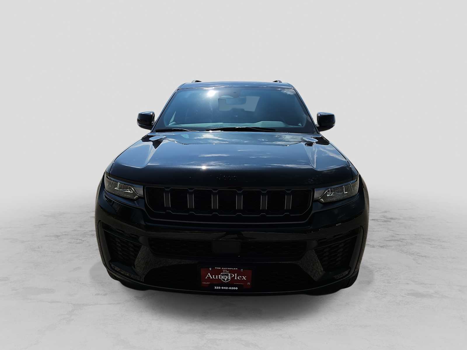 Thumbnail: 2026 Jeep Grand Cherokee - 3