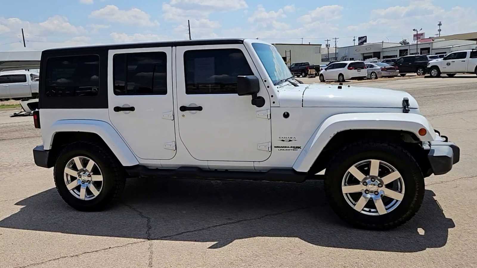 Thumbnail: 2018 Jeep Wrangler - 9