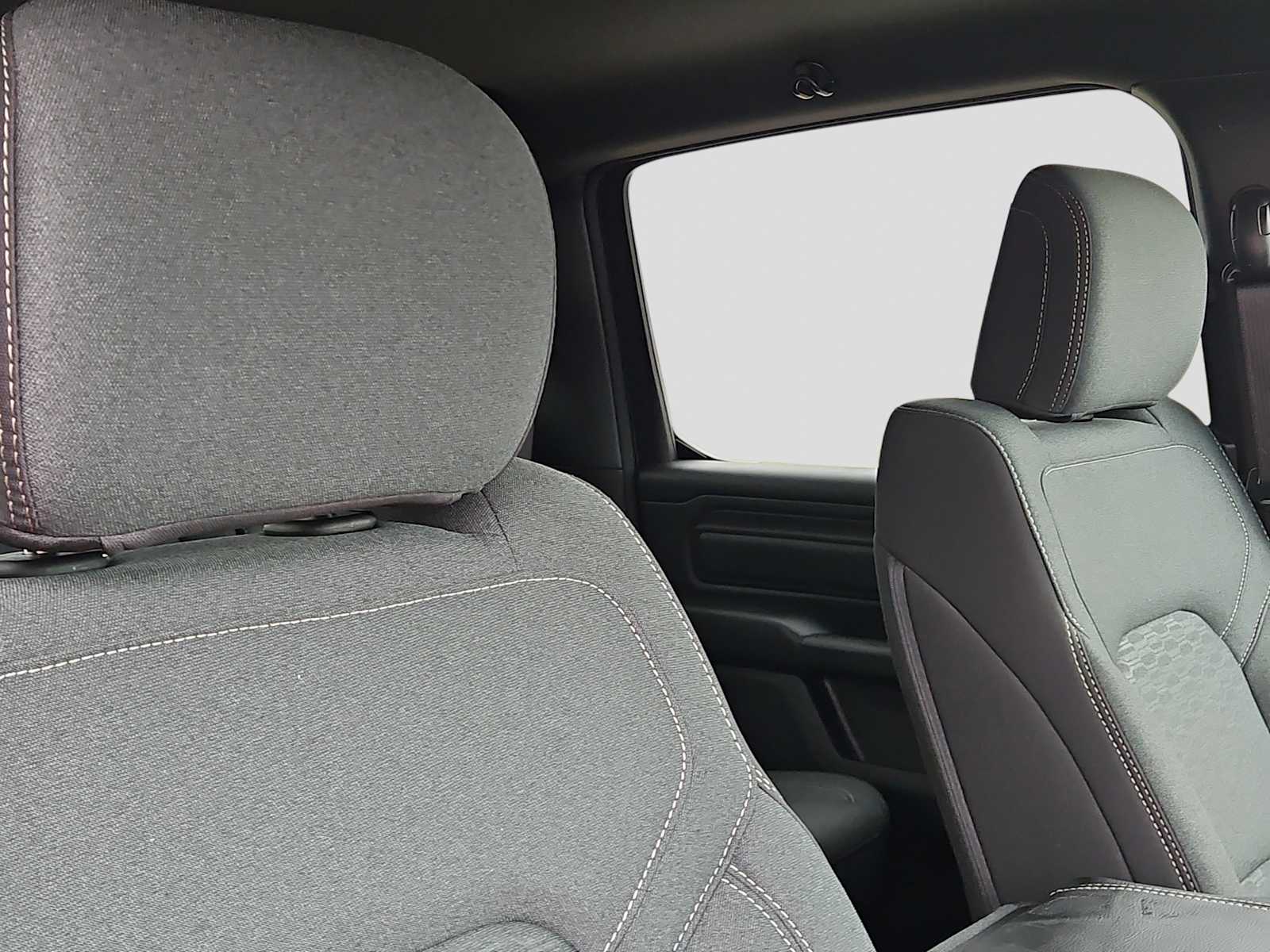 Thumbnail: 2026 RAM 1500 - 18
