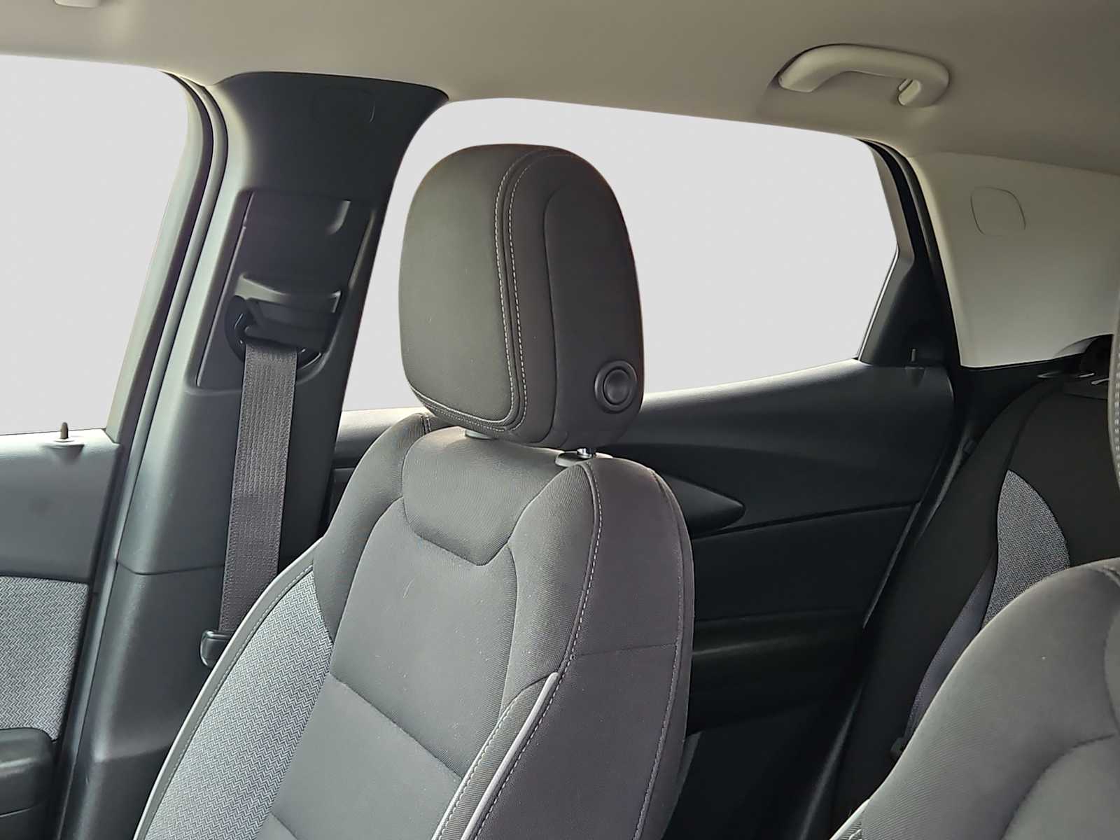 Thumbnail: 2023 Chevrolet TrailBlazer - 15