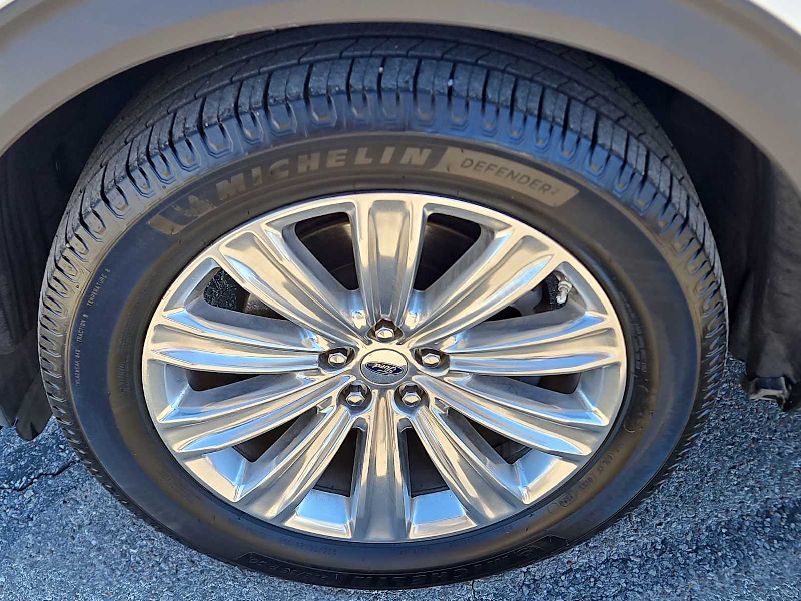 Thumbnail: 2020 Ford Explorer - 12