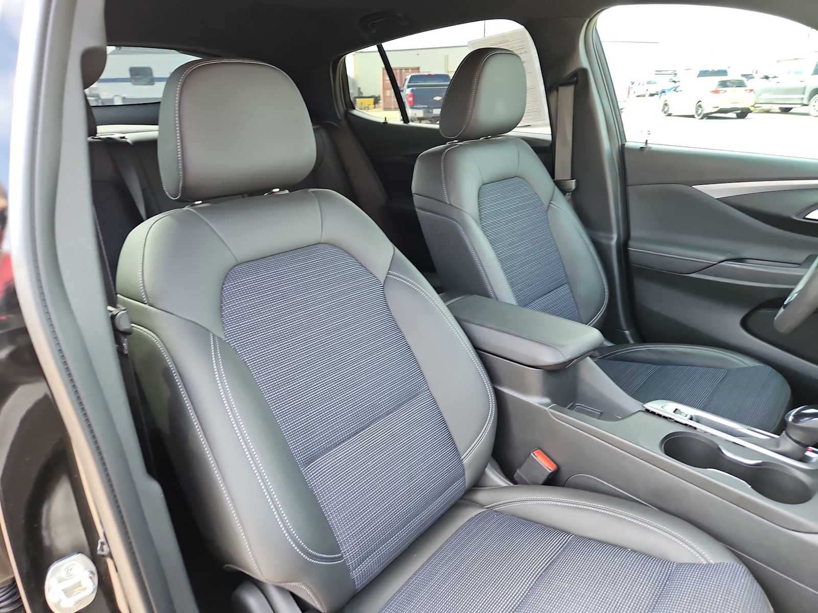 2024 Buick Envista Preferred 21