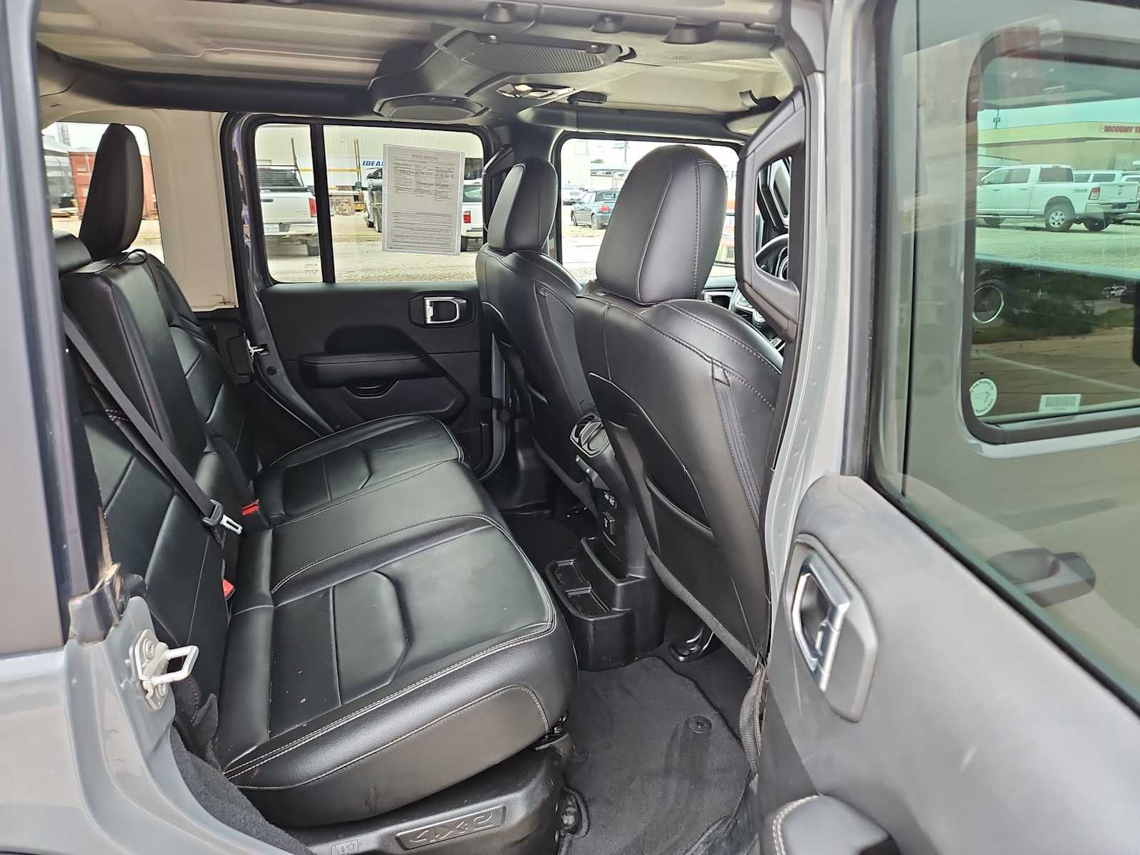Thumbnail: 2023 Jeep Wrangler - 20