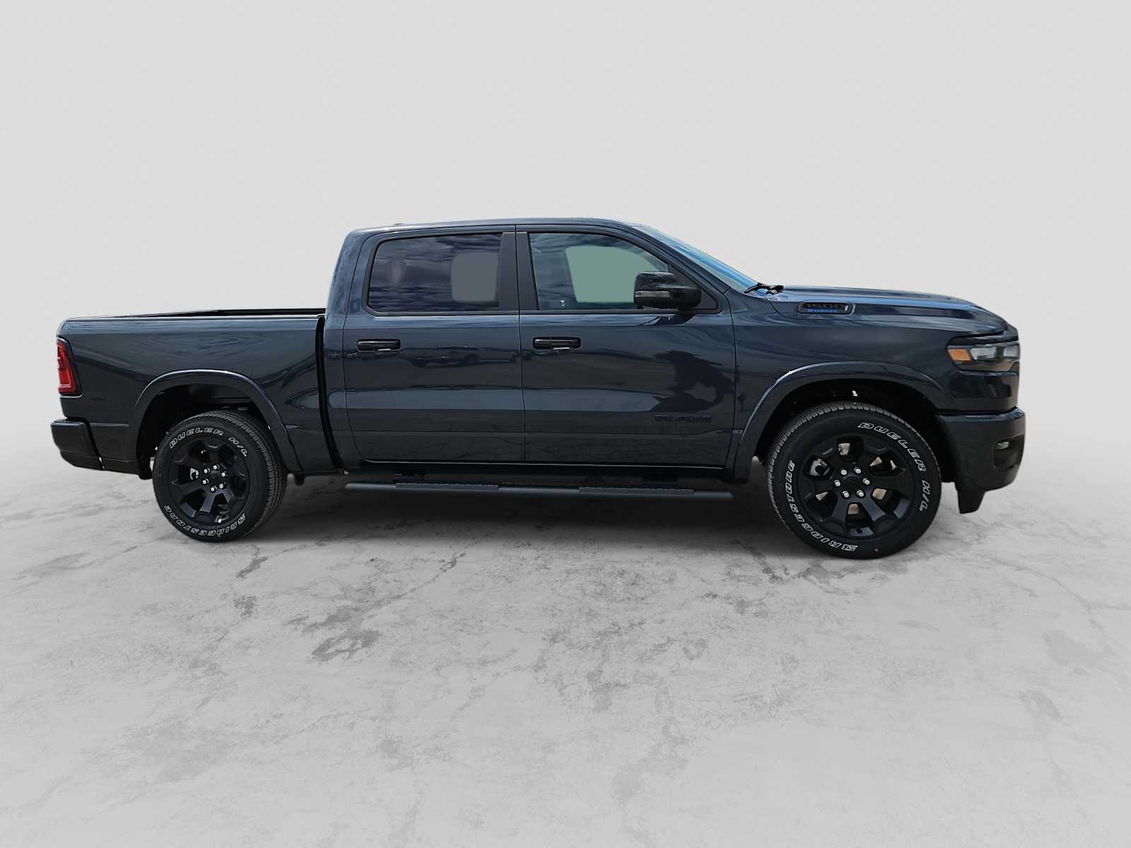 Thumbnail: 2026 RAM 1500 - 9