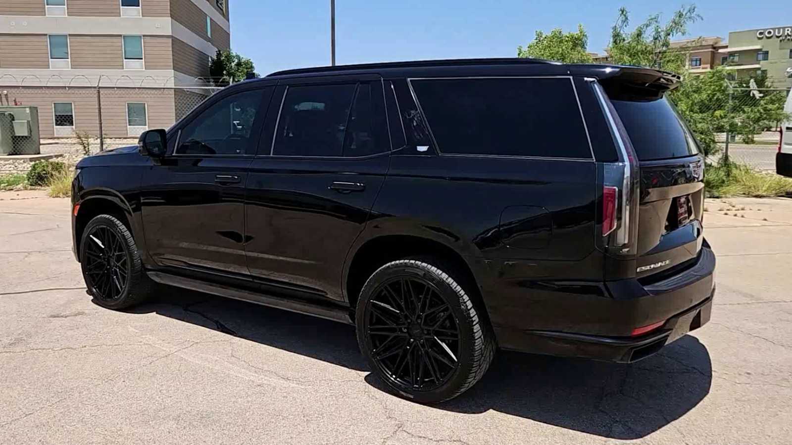 Thumbnail: 2022 Cadillac Escalade - 7