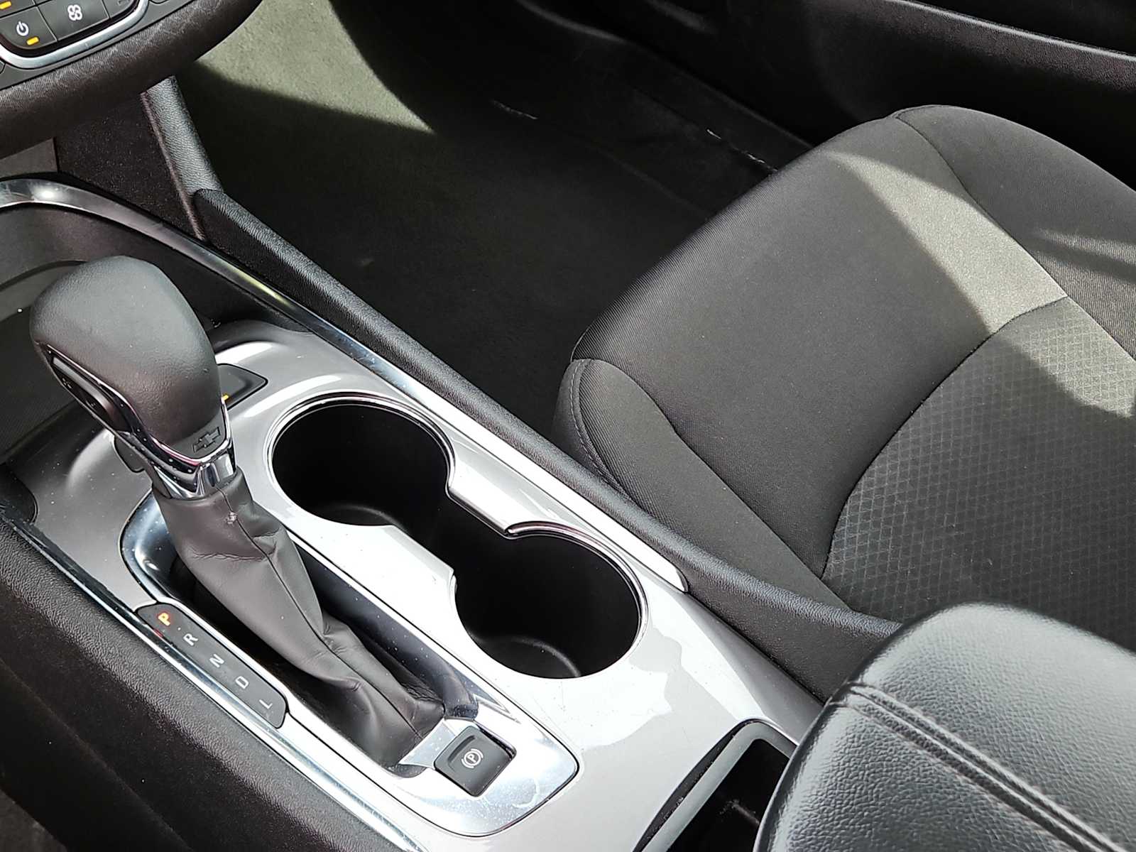 Thumbnail: 2024 Chevrolet Malibu - 21