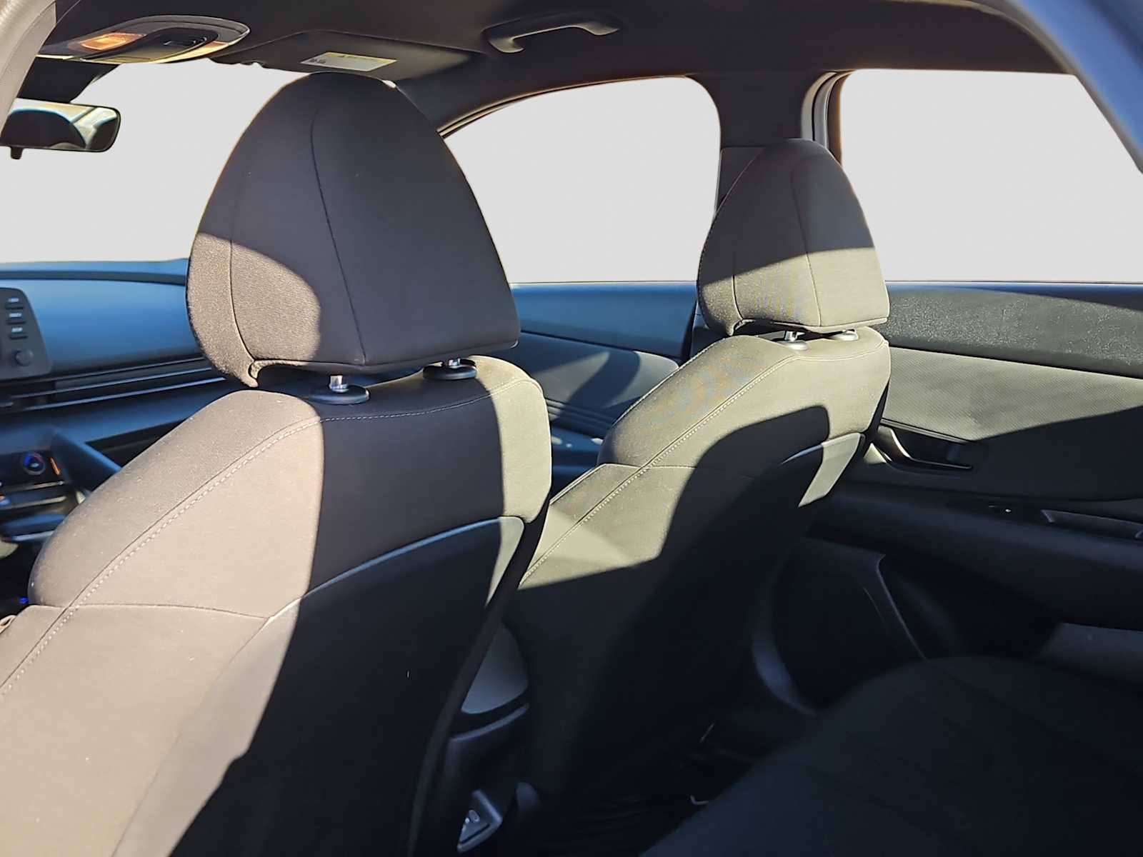 Thumbnail: 2025 Hyundai Elantra - 23