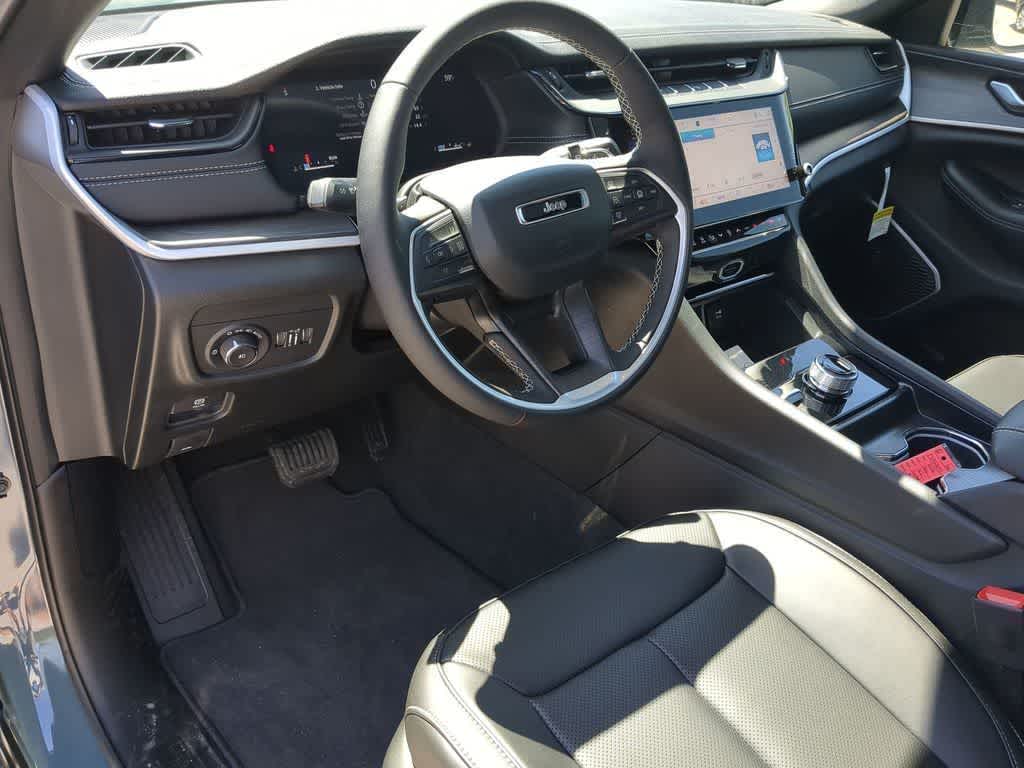 Thumbnail: 2026 Jeep Grand Cherokee L - 10