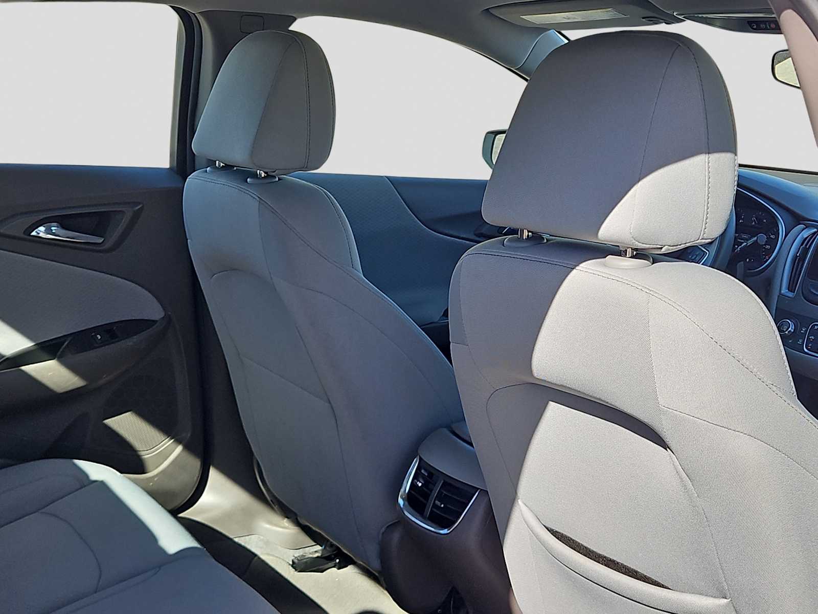 Thumbnail: 2024 Chevrolet Malibu - 17