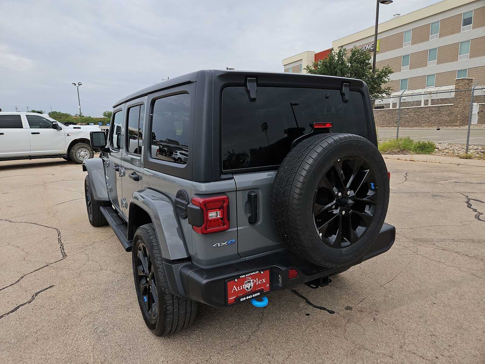 Thumbnail: 2023 Jeep Wrangler - 12