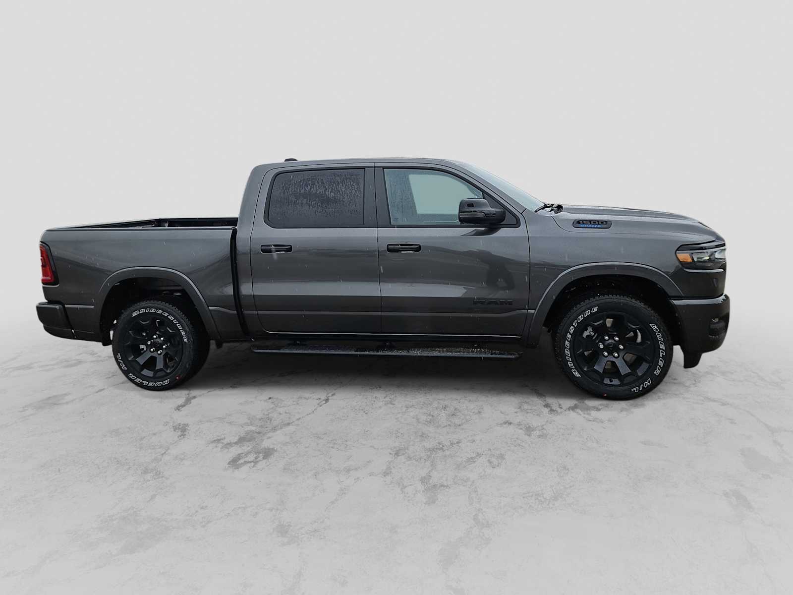 Thumbnail: 2026 RAM 1500 - 9