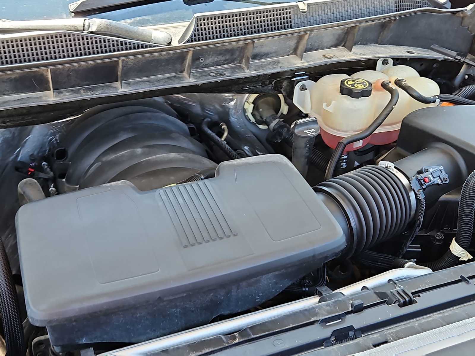 Thumbnail: 2019 Chevrolet Silverado 1500 - 16