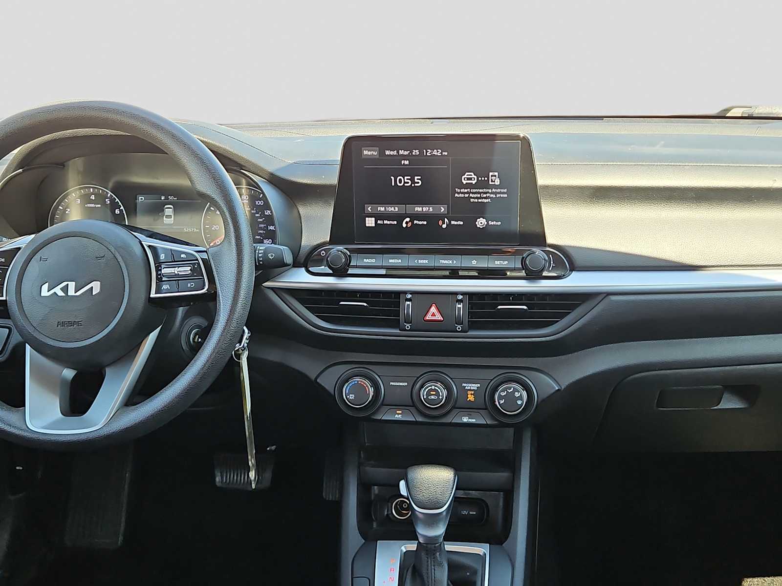 Thumbnail: 2022 Kia Forte - 14