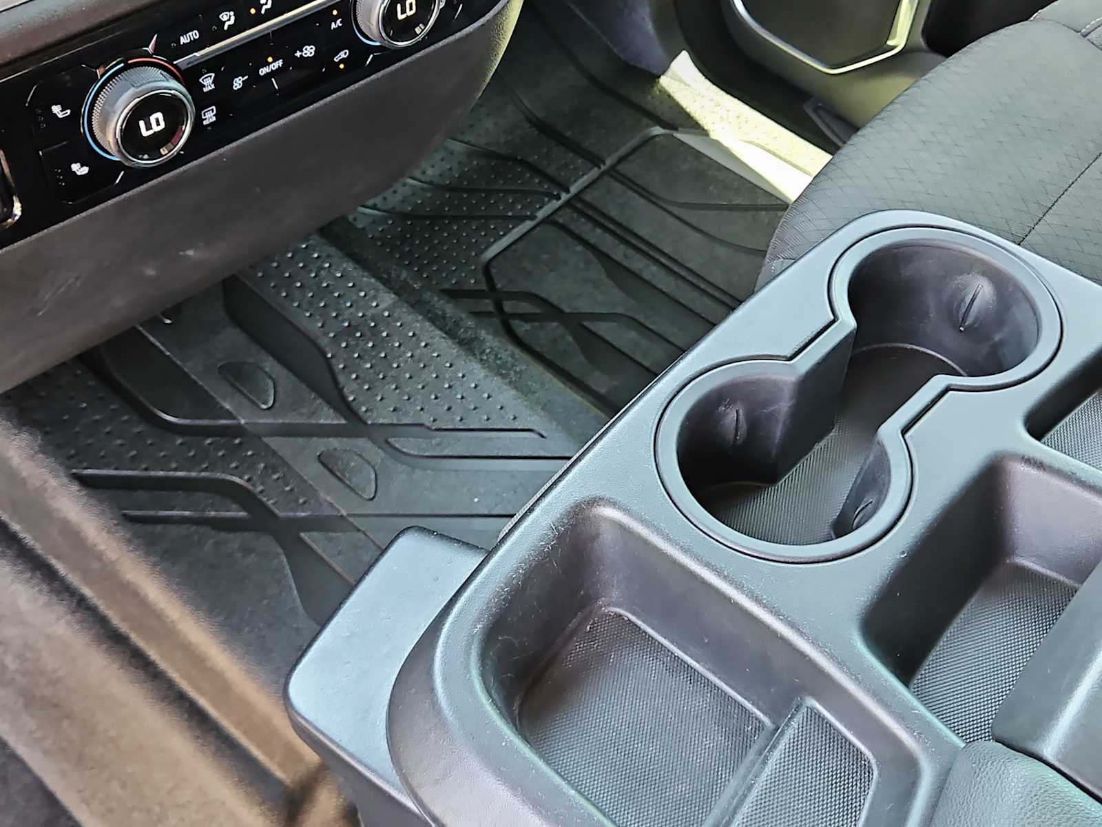 Thumbnail: 2025 Chevrolet Silverado 1500 - 20