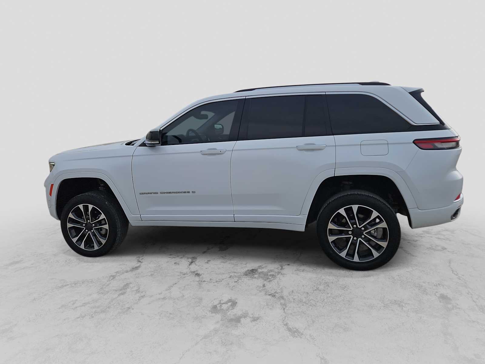 Thumbnail: 2022 Jeep Grand Cherokee - 5