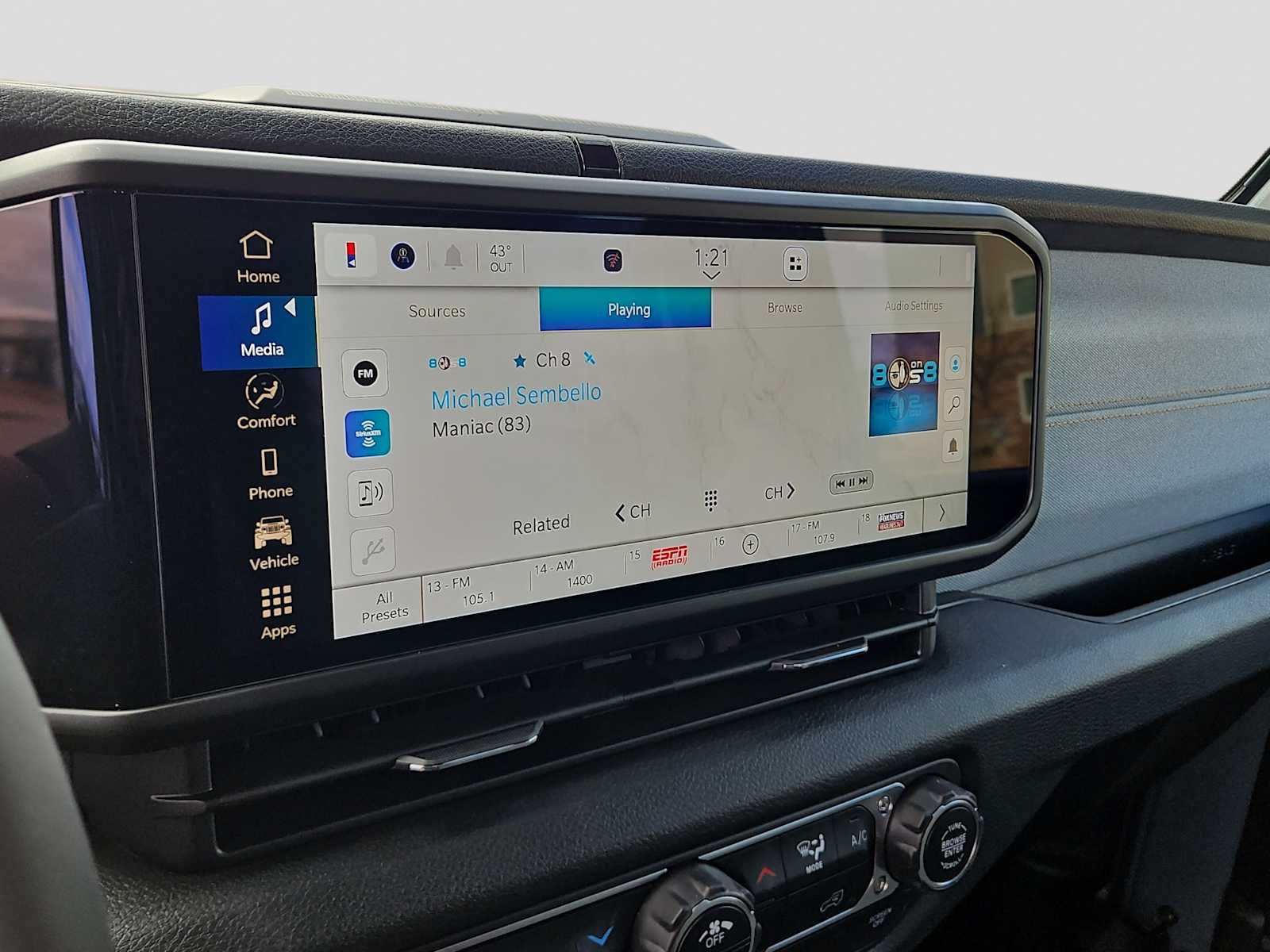 Thumbnail: 2024 Jeep Wrangler - 24