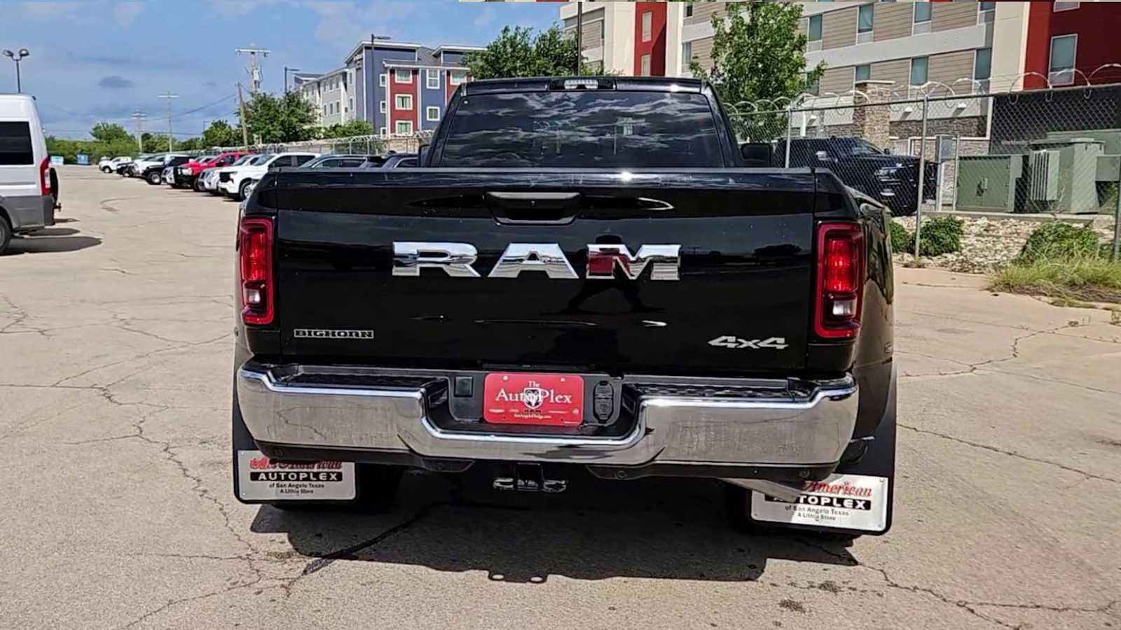 2025 RAM 3500 Big Horn 8