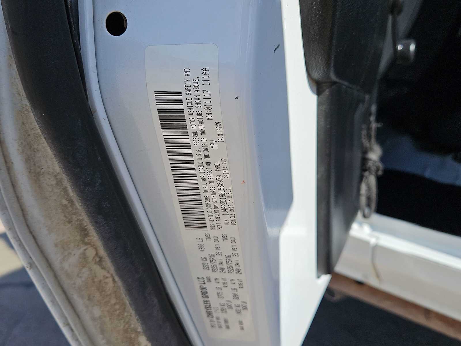Thumbnail: 2011 Jeep Wrangler - 29