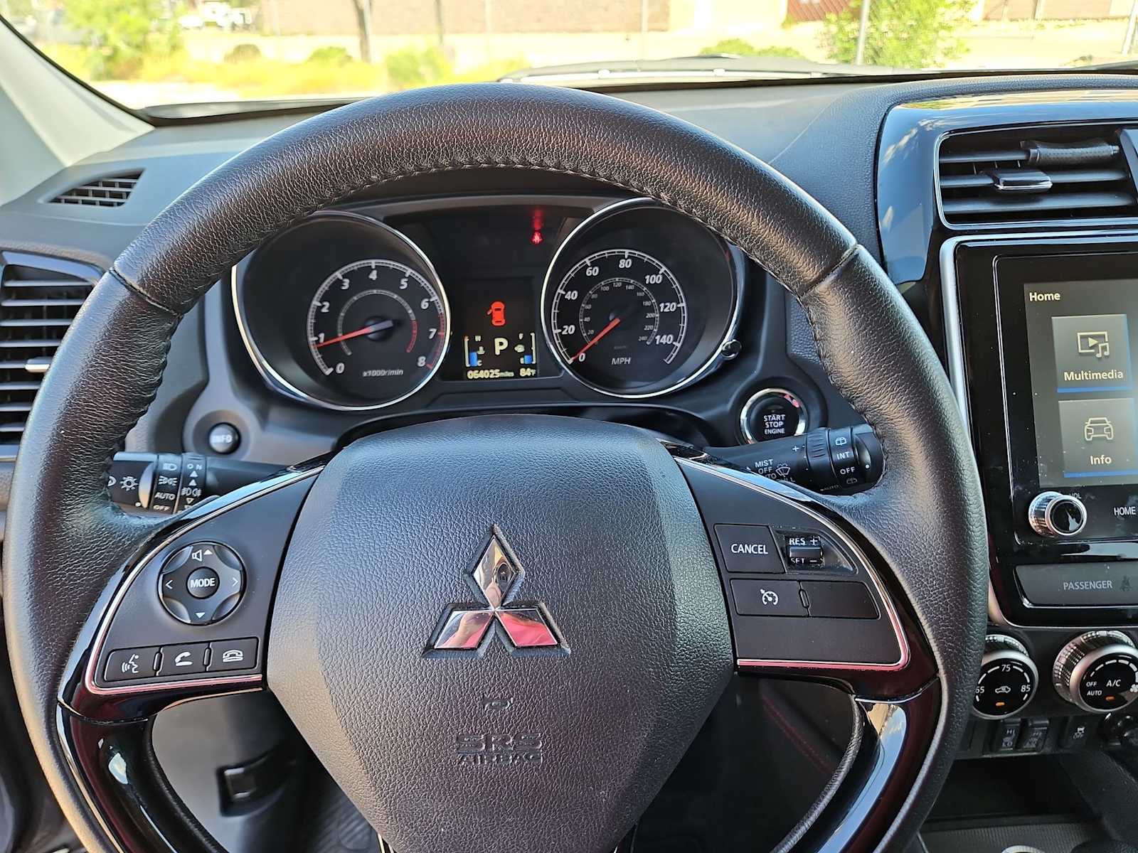 Thumbnail: 2023 Mitsubishi Outlander Sport - 23