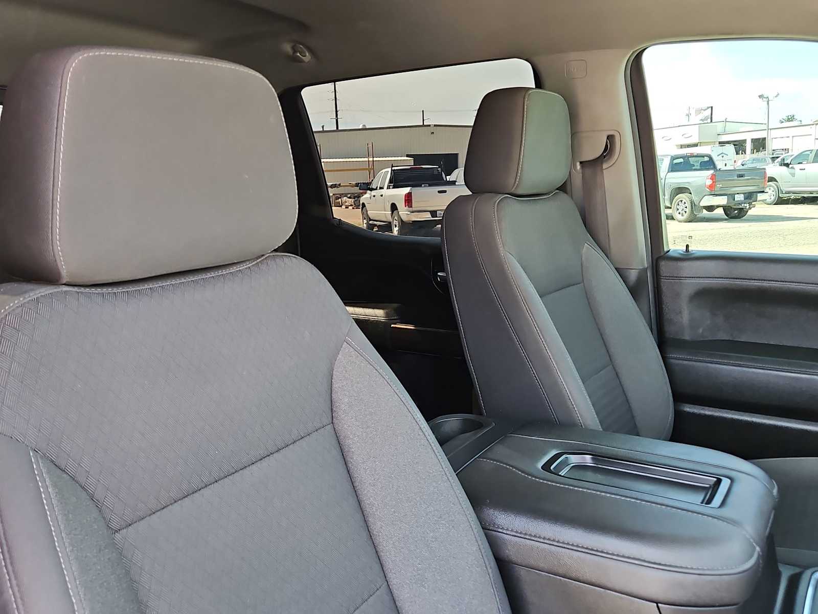 2021 Chevrolet Silverado 1500  21