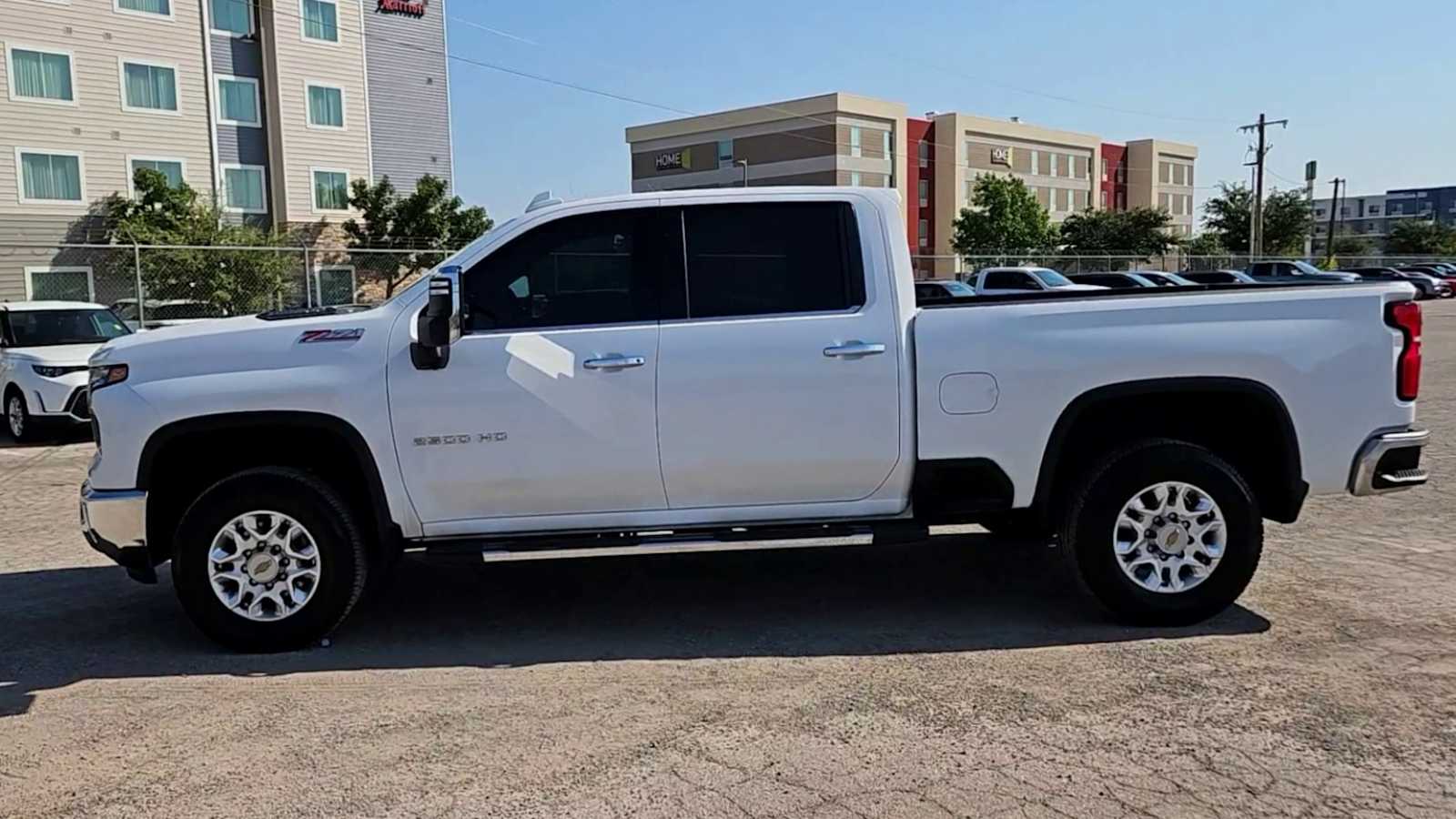 Thumbnail: 2024 Chevrolet Silverado 2500 - 5