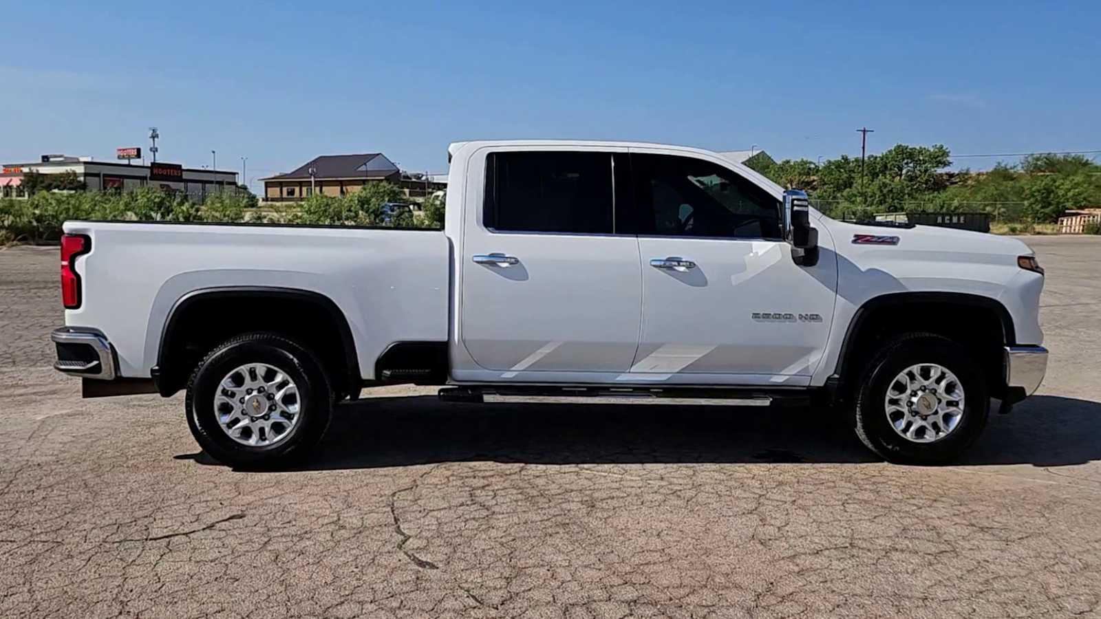 Thumbnail: 2024 Chevrolet Silverado 2500 - 9