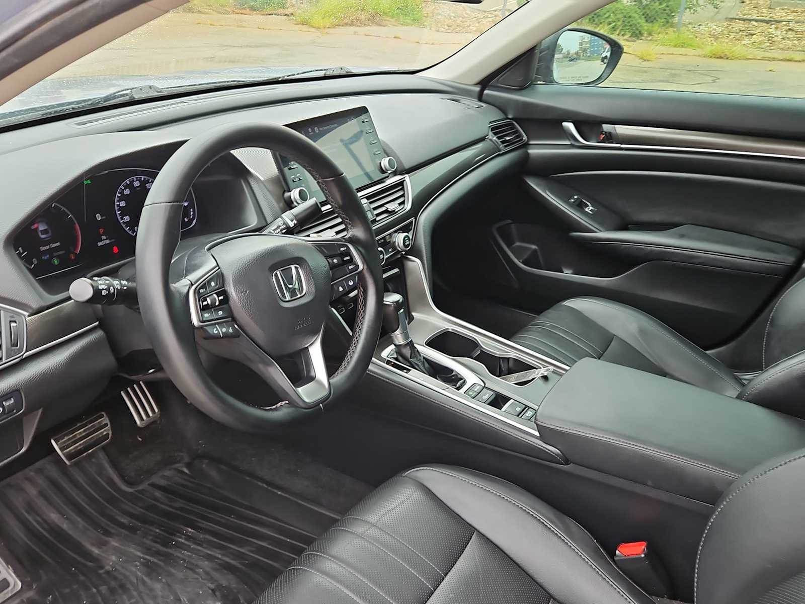 Thumbnail: 2022 Honda Accord - 10