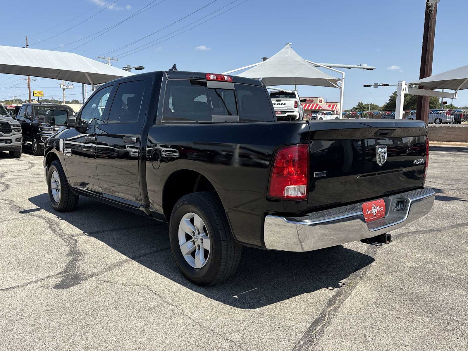 Thumbnail: 2023 RAM 1500 Classic - 6